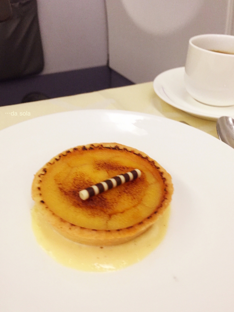 チャイナエアライン CI752 シンガポールSIN-台北TPE ビジネスクラス