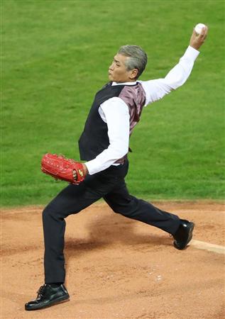 吉川晃司氏の始球式』の事。 - deahiro's blog