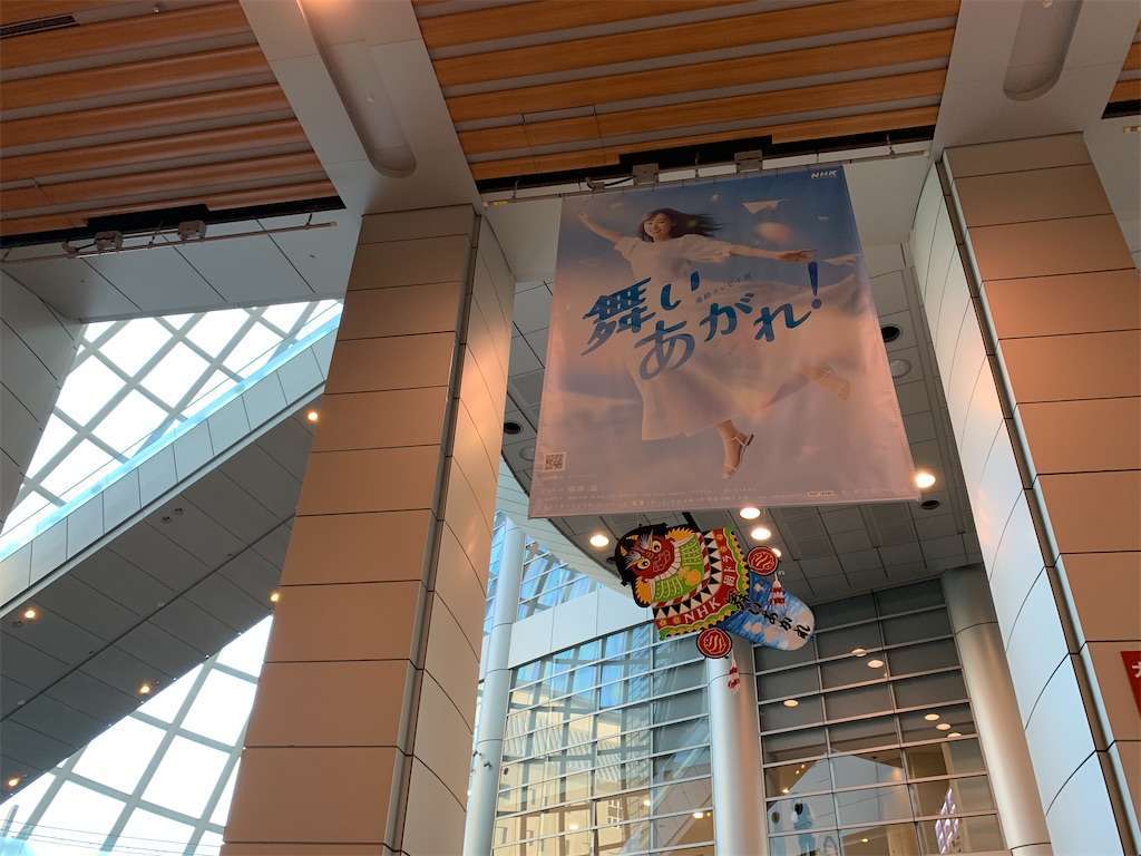 朝ドラ舞い上がれプロペラ飛行機 シルバー 大戦期のプロペラ機からF/A-18Fスーパーホーネットまで！2022年