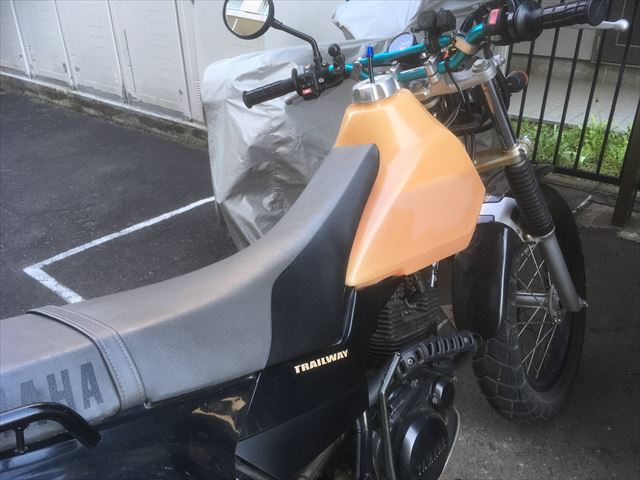 TW200にビッグタンク装着 - 乗ったり直したり