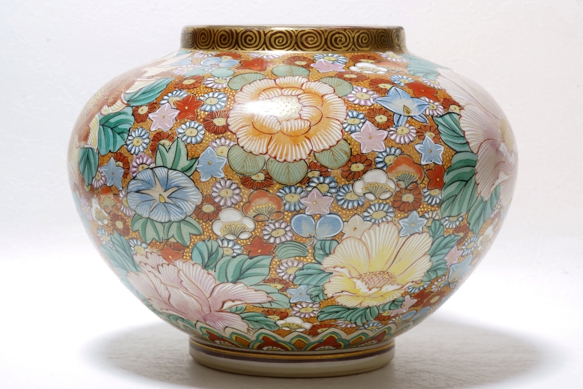 GALLERY file 150 九谷焼・花詰小壺 - 古美術店photographerライダー