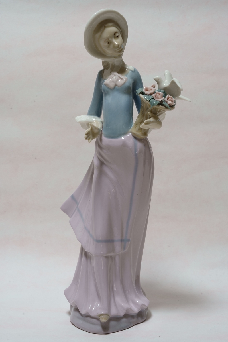 美しい！スペイン陶器人形　アンティーク　 約20cm　補修跡あり SV-2340L イタリア製 陶人形 Lady Beauty Ceramic figurine Lady