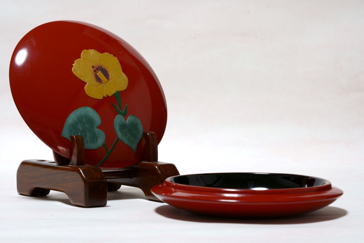 GALLERY file 206 九谷焼・赤絵コマ香合 - 古美術店photographer