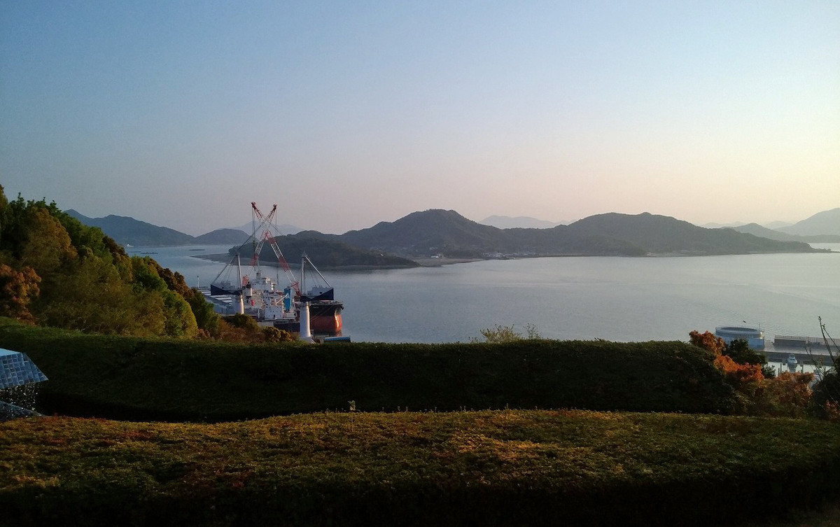 f:id:deguchi:20190421050309j:plain