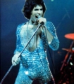 [Queen]