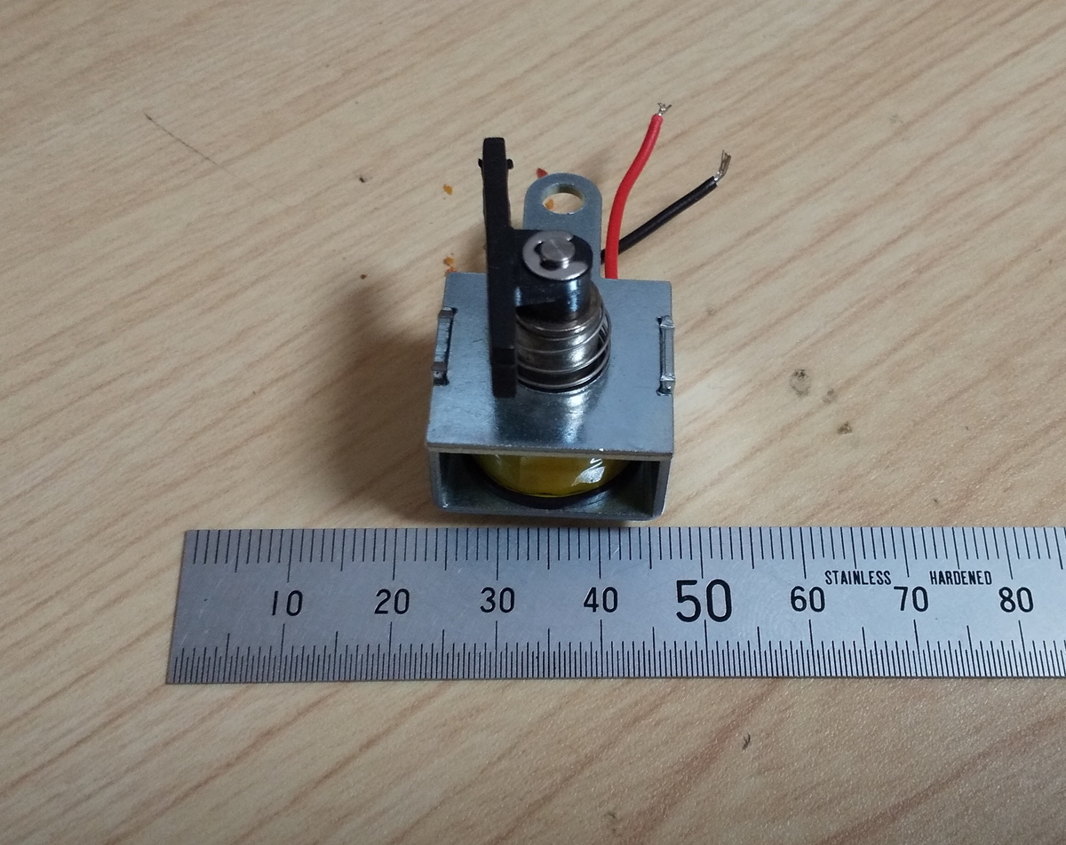 ソレノイドを動作させてみた - 工作と競馬2
