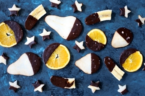 チョコがけフルーツの写真