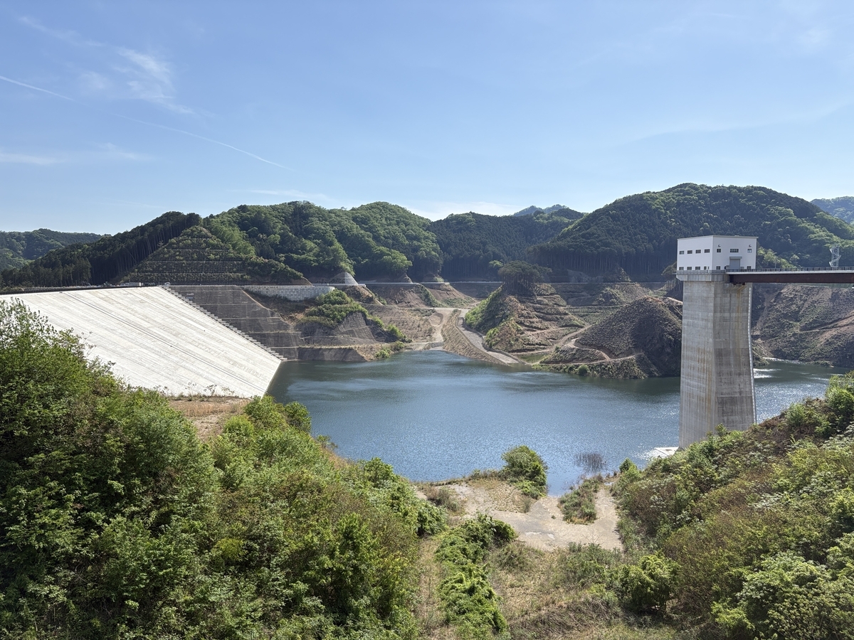 試験湛水の始まった南摩ダムへサイクリング