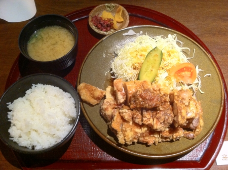 20110126の昼食。孫兵衛。竜田揚定食。