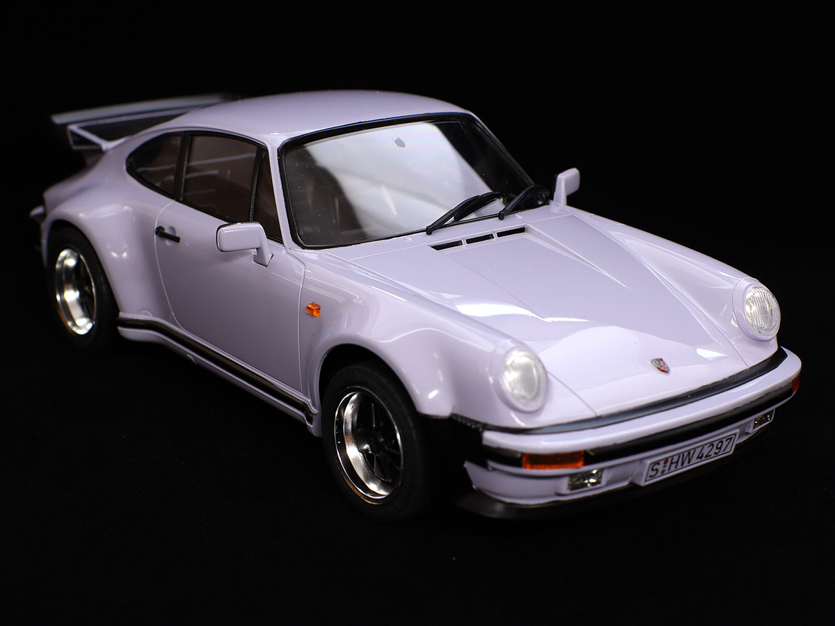 タミヤ　ポルシェ　ボディ　シルバー タミヤ ポルシェ 911 ターボ '88 製作記6（完成） - でしあか