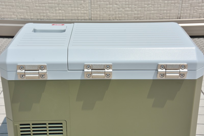 車内や電源の無い場所で使える：マキタ充電式保冷温庫「CW003GZ