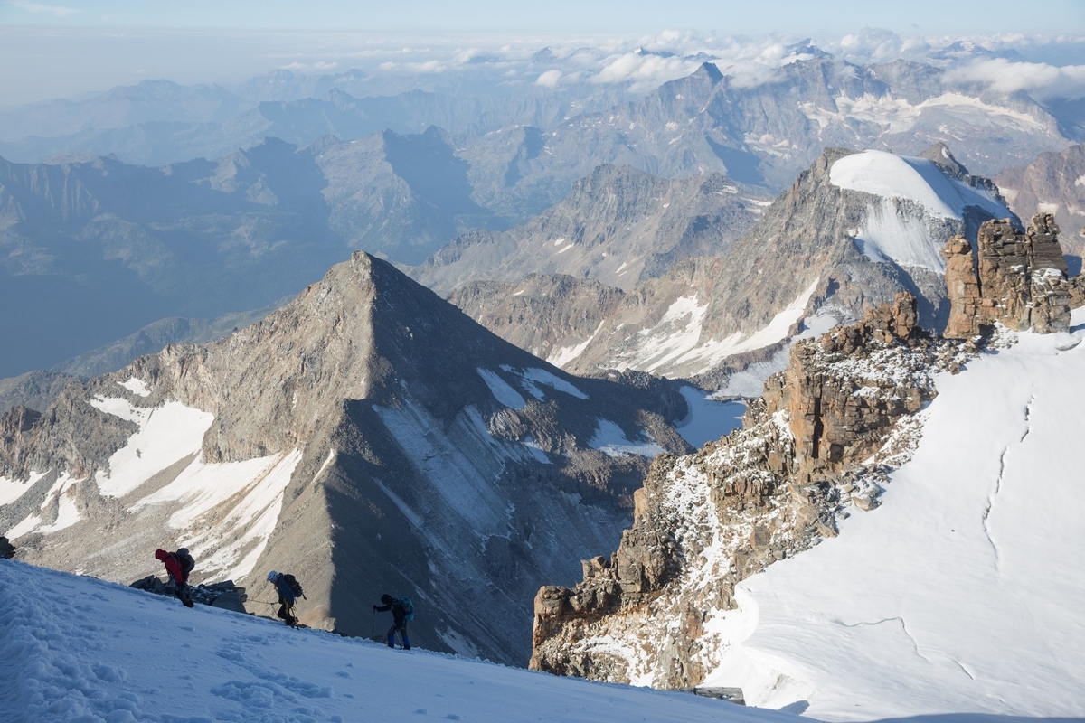 f:id:di82:20190402223903j:plain f:id:di82:20190402223903j:plain