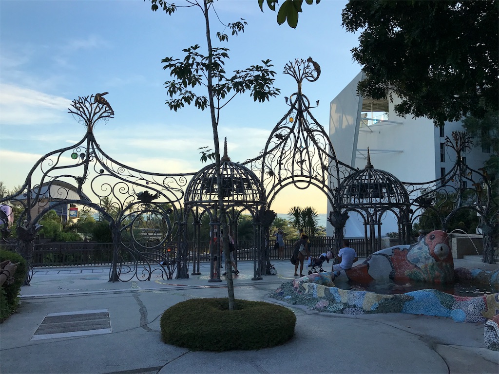 f:id:diehexen:20170513230141j:plain f:id:diehexen:20170513230141j:plain