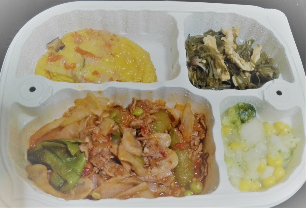 牛肉のトマト煮弁当=219キロカロリー