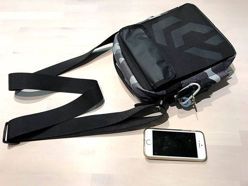 iphone5sと並べて撮影