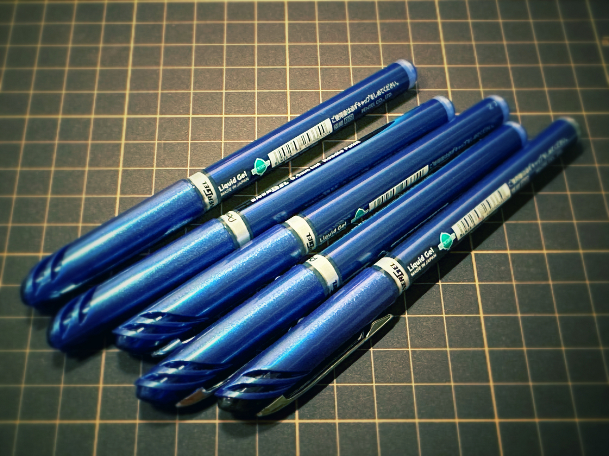 お徳用 200セット ) ぺんてる ボールペン エナージェルユーロ 【0.5mm/青】 ゲルインク キャップ式 BLN25-C