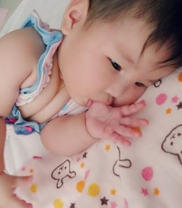 6ヶ月の赤ちゃんのおnew服 コハルとデジタルパパと双子姉妹の暮らし