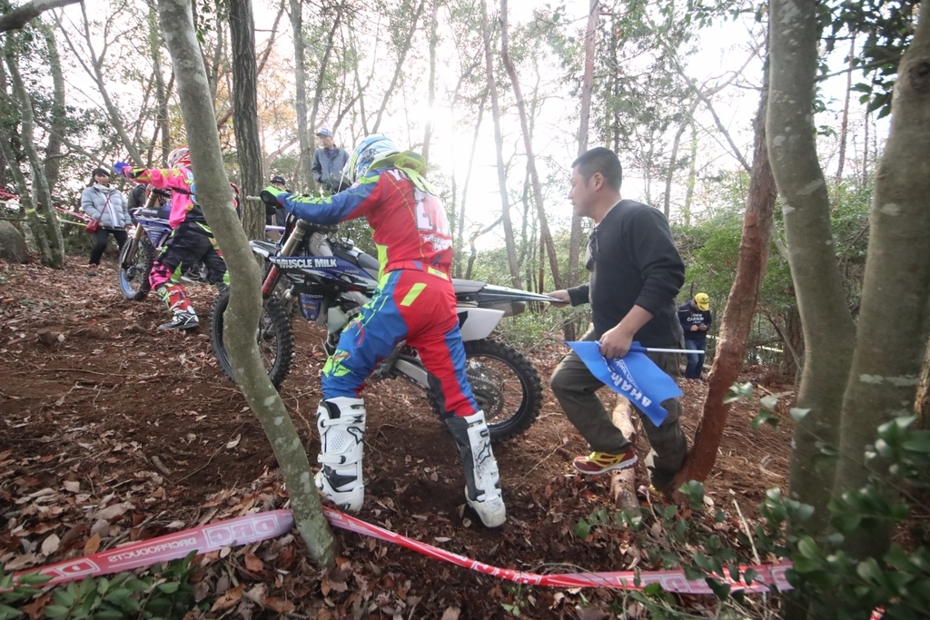 f:id:dirtrider-dcmx:20181128172500j:plain f:id:dirtrider-dcmx:20181128172500j:plain