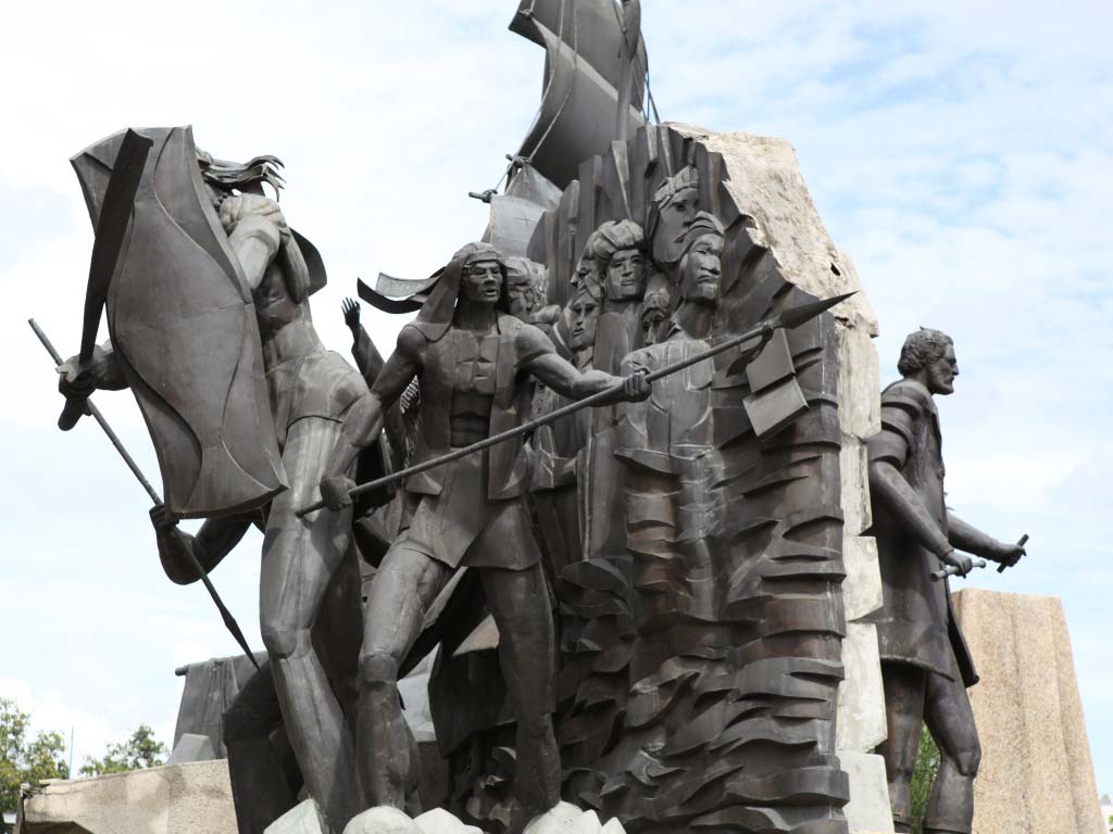 Heritage of Cebu Monument