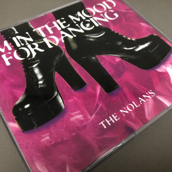 アーティスト:The Nolans