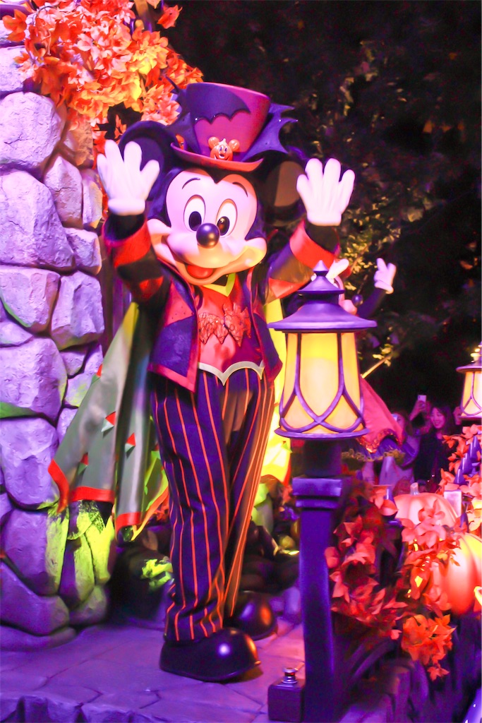 上海ディズニーランドのハロウィーンをご紹介 Tink Times
