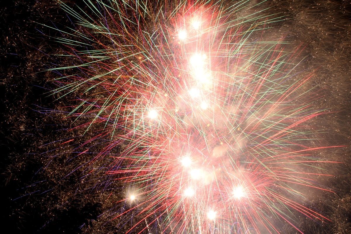 【大阪・桜ノ宮】テクニック不要！天神祭でそれっぽく花火を撮る方法