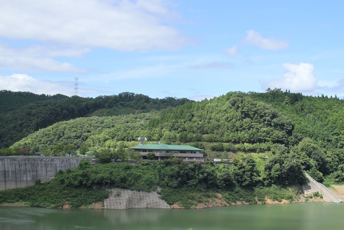【京都】日吉ダムと美山かやぶきの里観光！2019年あゆ祭り&花火は8月11日