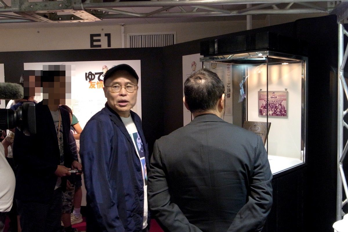 【大阪・阿倍野】あべのハルカス『キン肉マン友情の40周年展』でゆでたまご先生と遭遇！