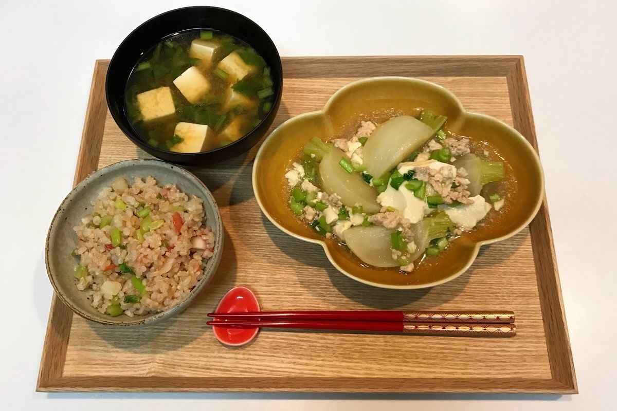 【献立・一汁一菜】かぶづくし！かぶの梅ごはん+豆腐とかぶのトロトロ煮+味噌汁