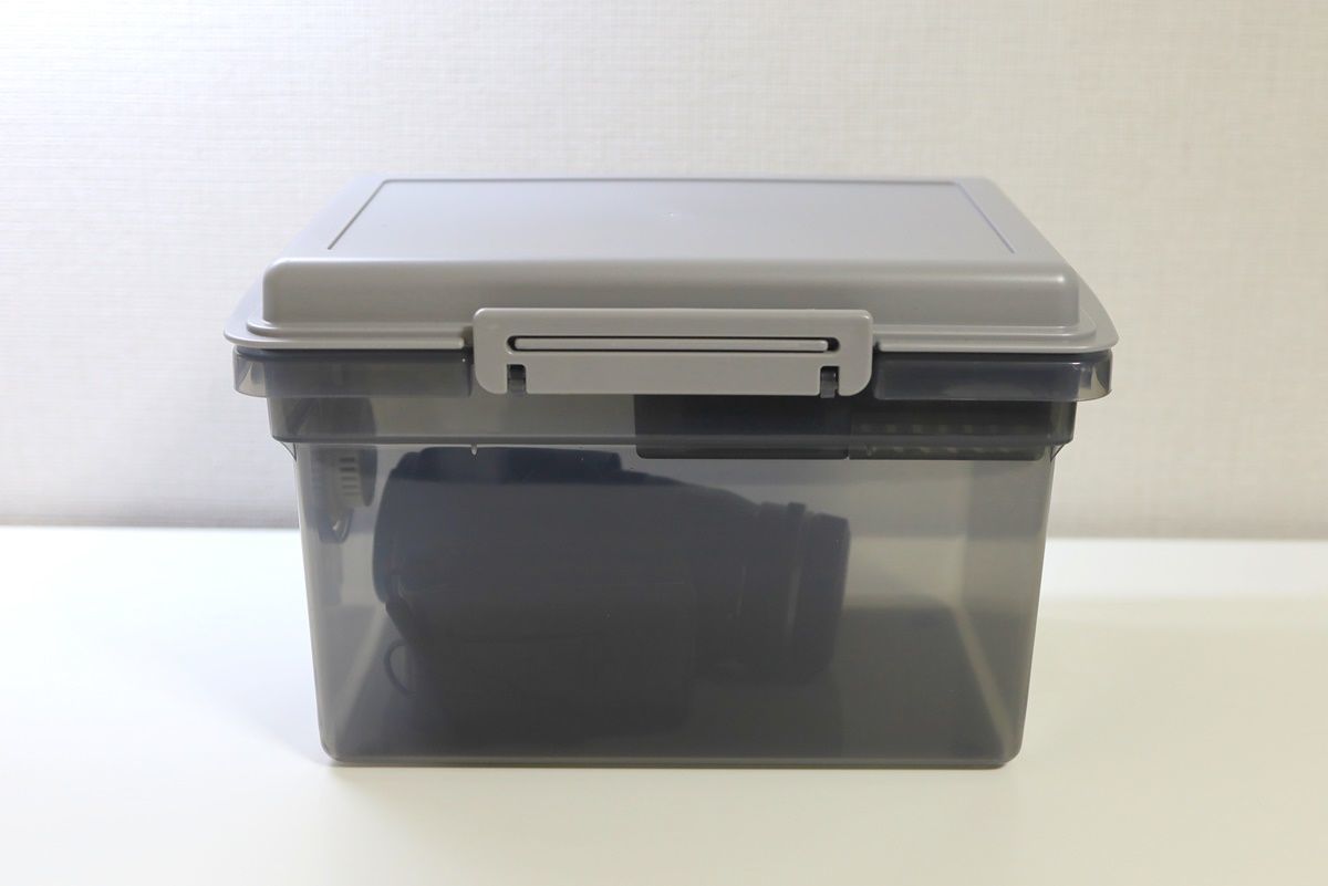 カメラ レンズのカビ対策 モバイルドライ ドライボックスで簡単防湿 Djモペのねこまんま
