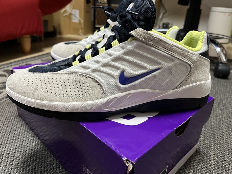 最新スケボシューズ☆話題沸騰中Nike SB Vertebrae☆選べる２色 最新スケボシューズ☆話題沸騰中Nike SB Vertebrae☆選べる2色