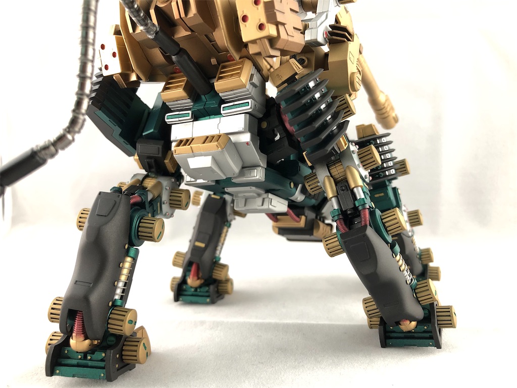 【完成品】　ゾイド　hmm シールドライガーAB 完成品】 ゾイド hmm シールドライガーAB