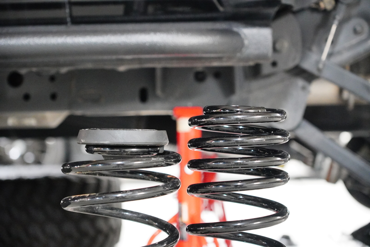 ラングラーJL】スーパーリフト3.5インチサスペンション装着