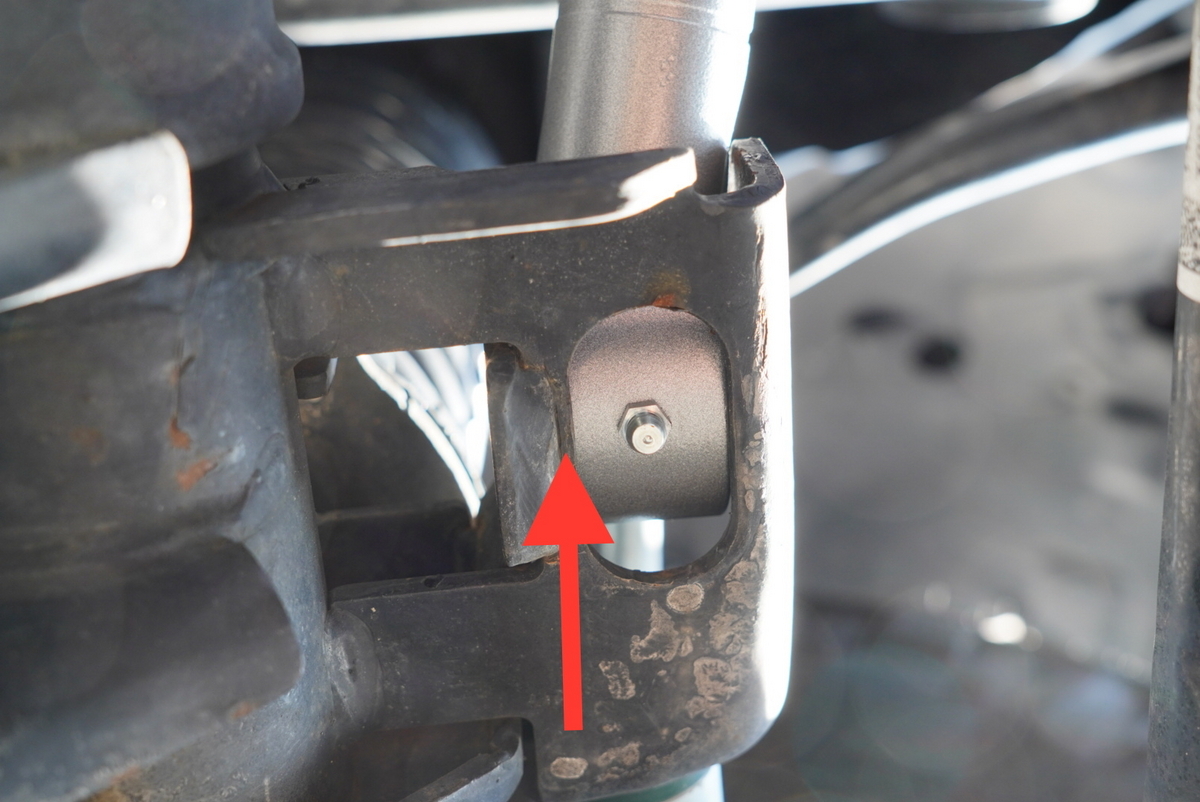 ラングラーJL】RPMフロントトラックバー(ラテラルロッド)を装着する