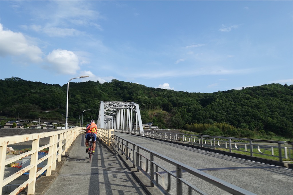 f:id:dobon96:20190523182546j:image f:id:dobon96:20190523182546j:image