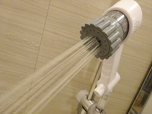 美品(ほぼ未使用状態) ミラブル　シャワーヘッド 名物のきめ細かいミスト洗浄で体もポカポカに？シャワーヘッド