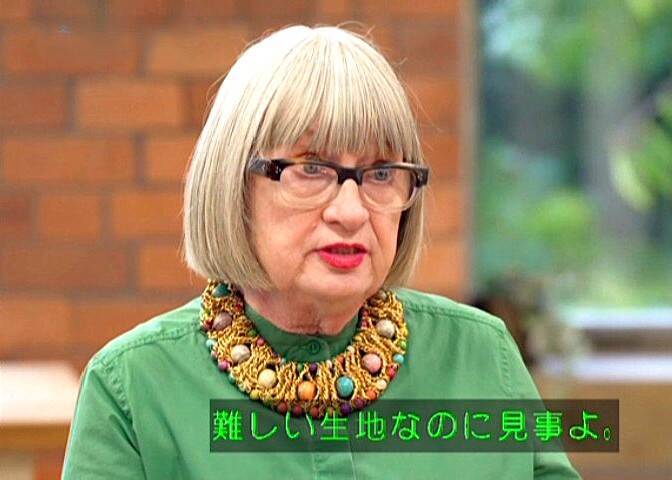 ソーイング・ビー7　審査員　エズメ　ネックレス　アクセサリー