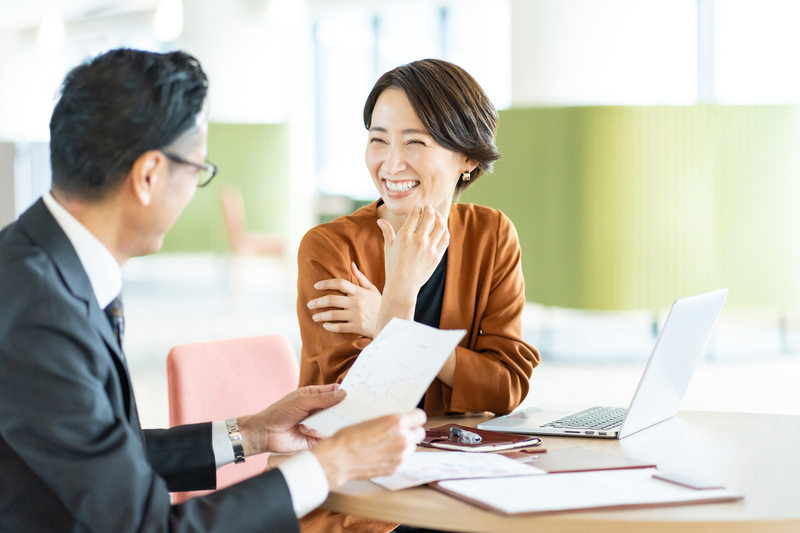 会話が弾むふたり