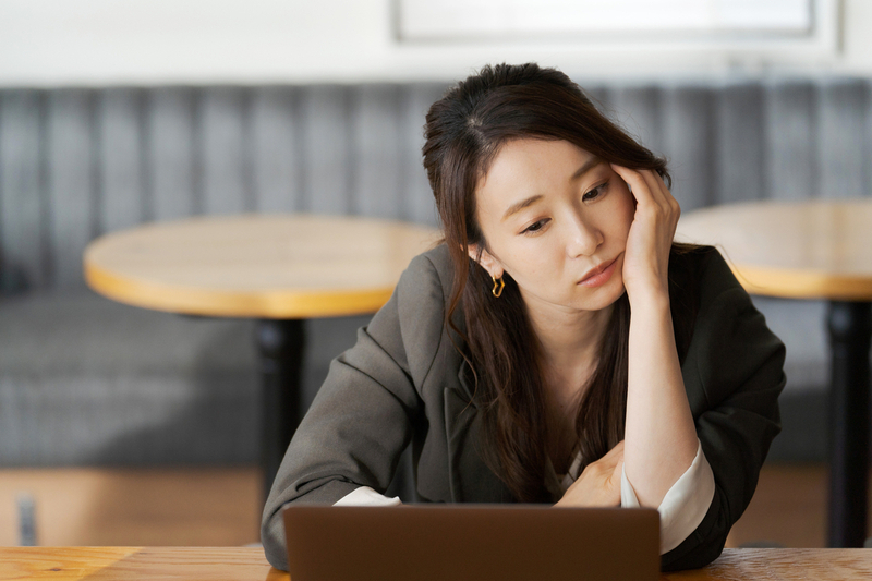 仕事に対して消極的な人のイメージ
