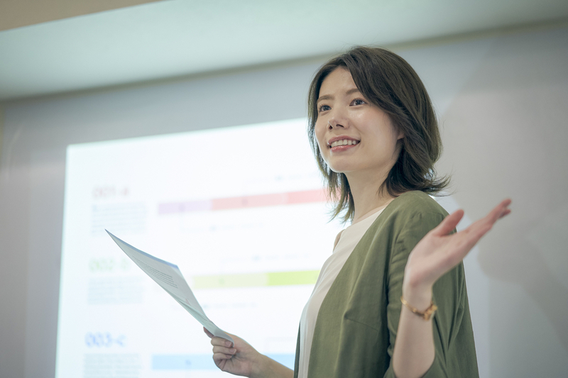 非言語コミュニケーションも意識しつつ伝えるイメージ