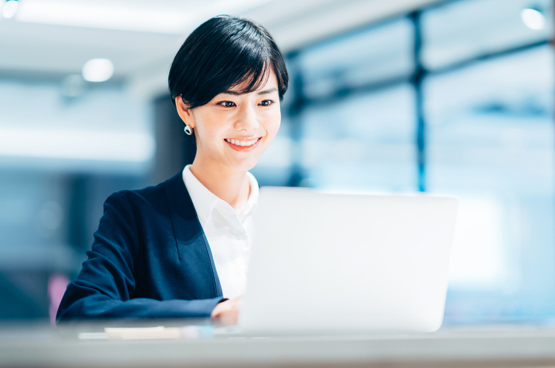 やり方を変えて改善する人のイメージ
