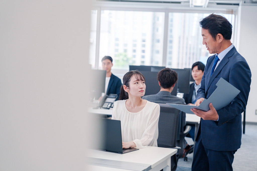 上司との価値観の違いに戸惑う様子