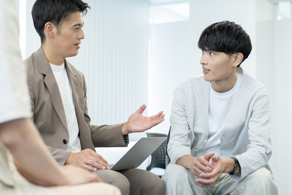 社外の勉強会に参加してみるイメージ