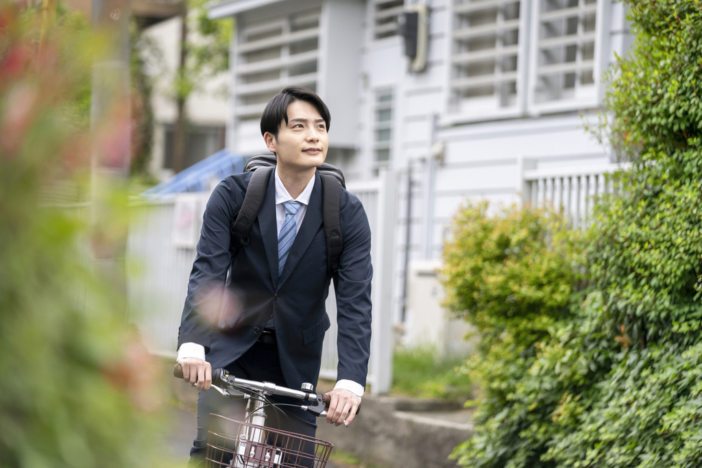自転車を使って逃げる夢のイメージ