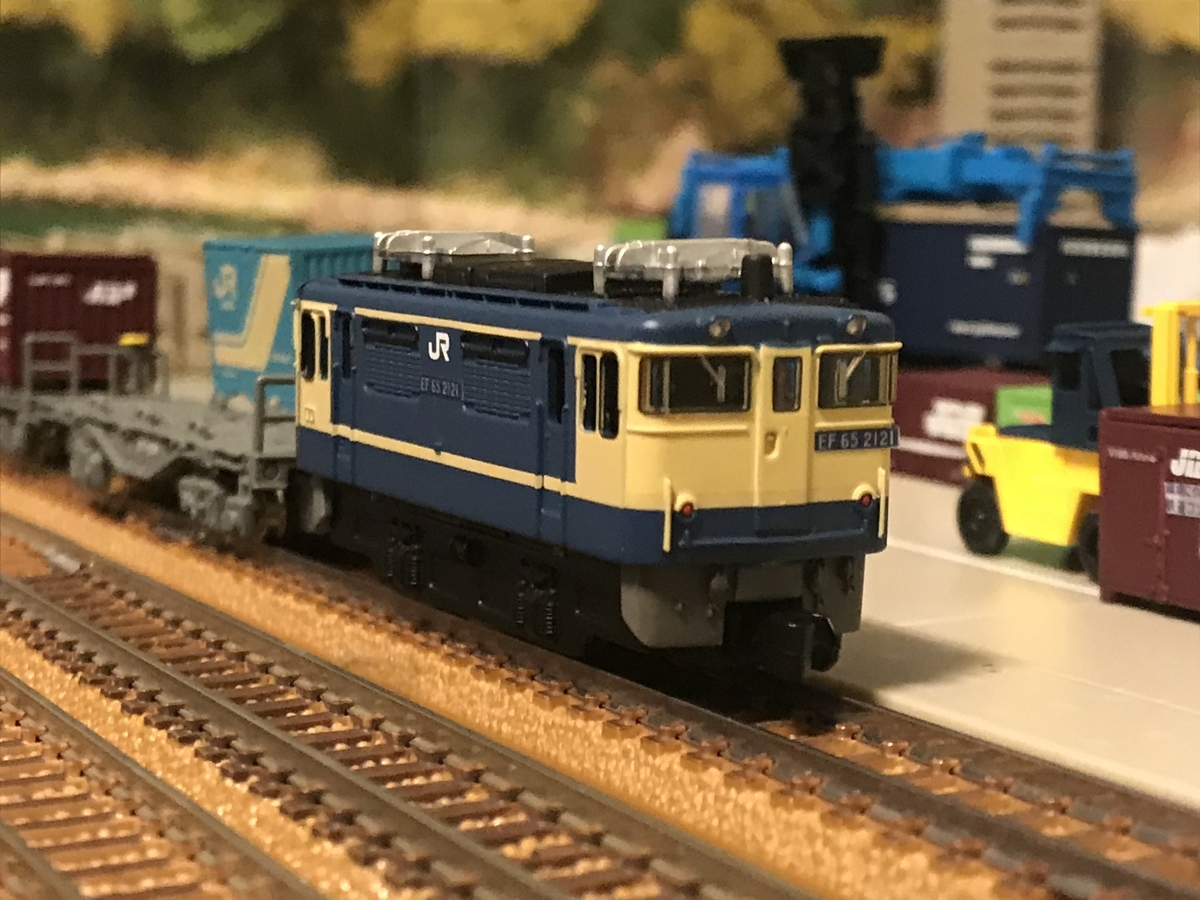 JR貨物 EF65形直流電気機関車 2000番台 特急色 B