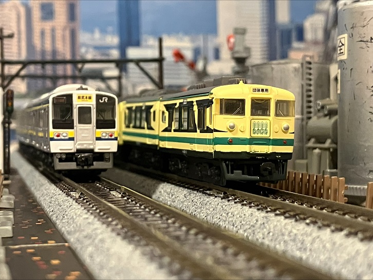 国鉄165系　なのはな　Ｂトレ