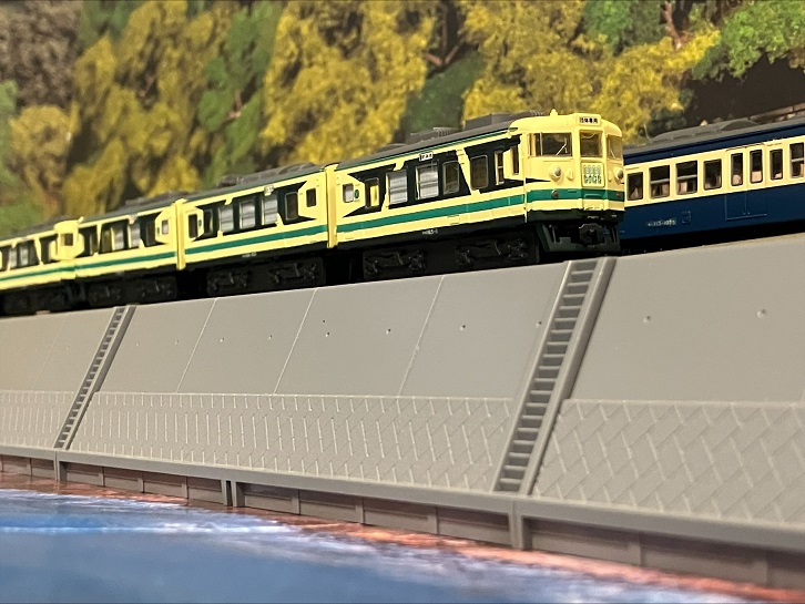 国鉄165系　なのはな　Ｂトレ