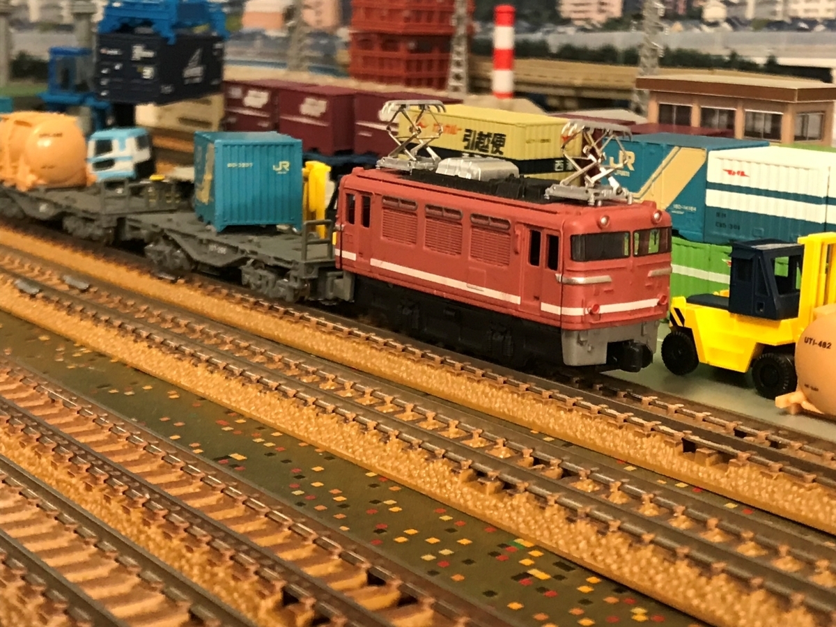 ＪＲ貨物　ＥＦ８１形交直流電気機関車　白帯　Ｂトレインショーティー