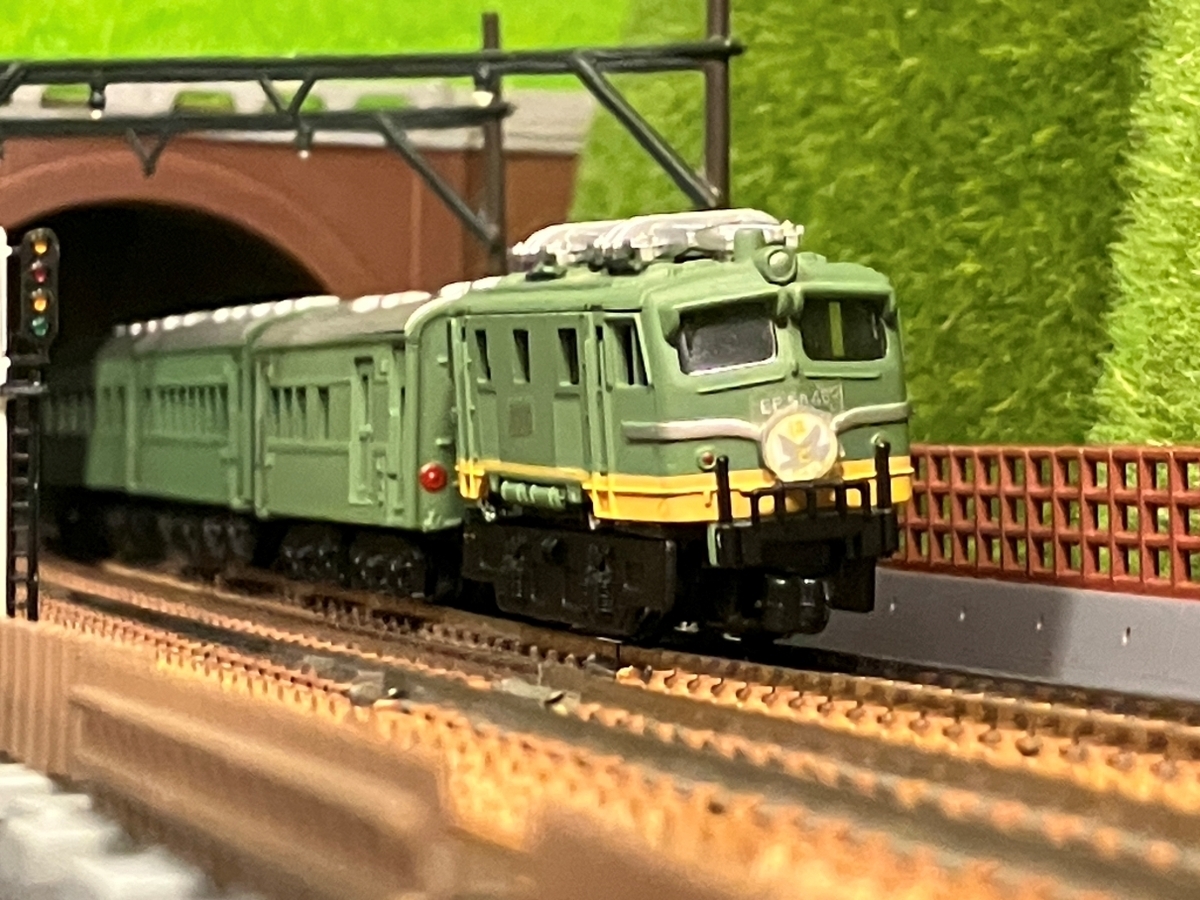 国鉄 EF58形直流電気機関車 青大将塗装 ひさし付き Bトレイン