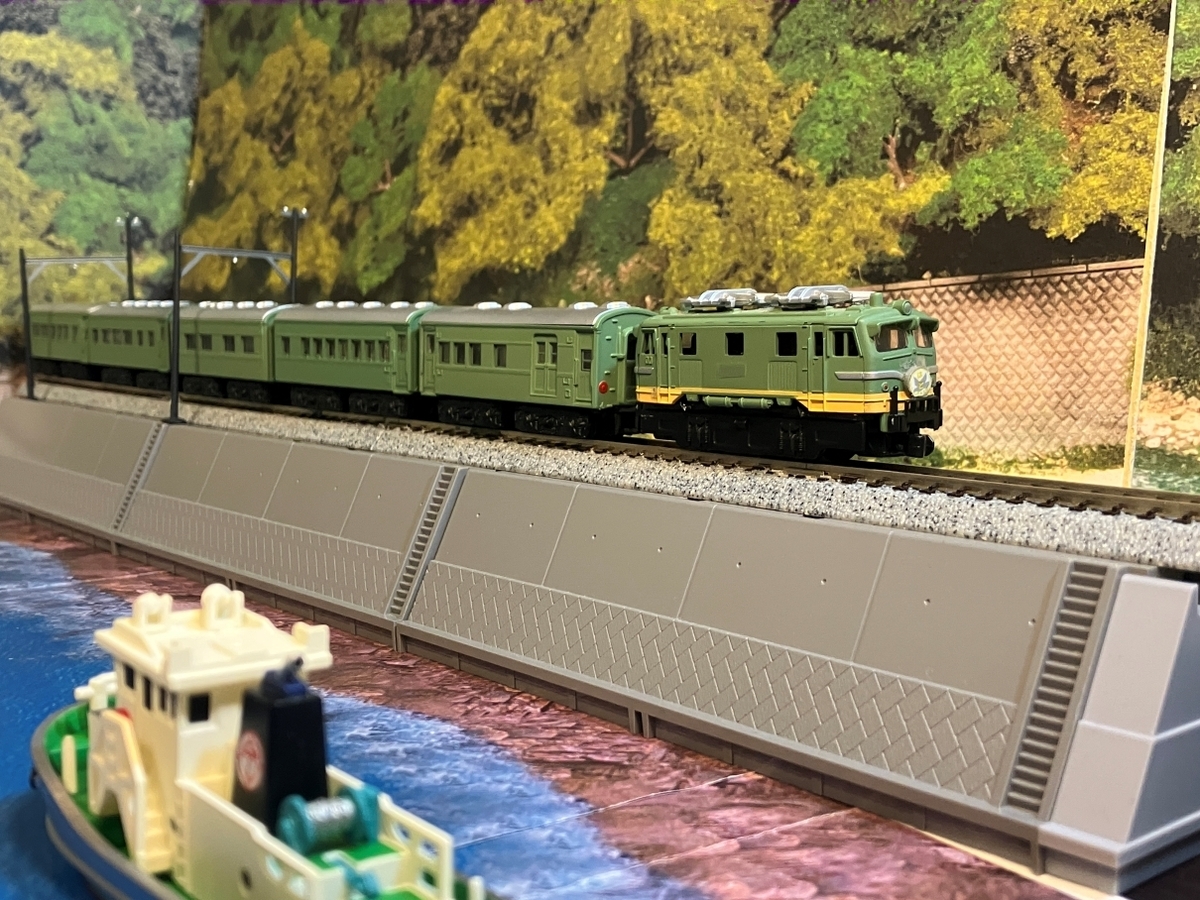 国鉄 EF58形直流電気機関車 青大将塗装 ひさし付き Bトレイン